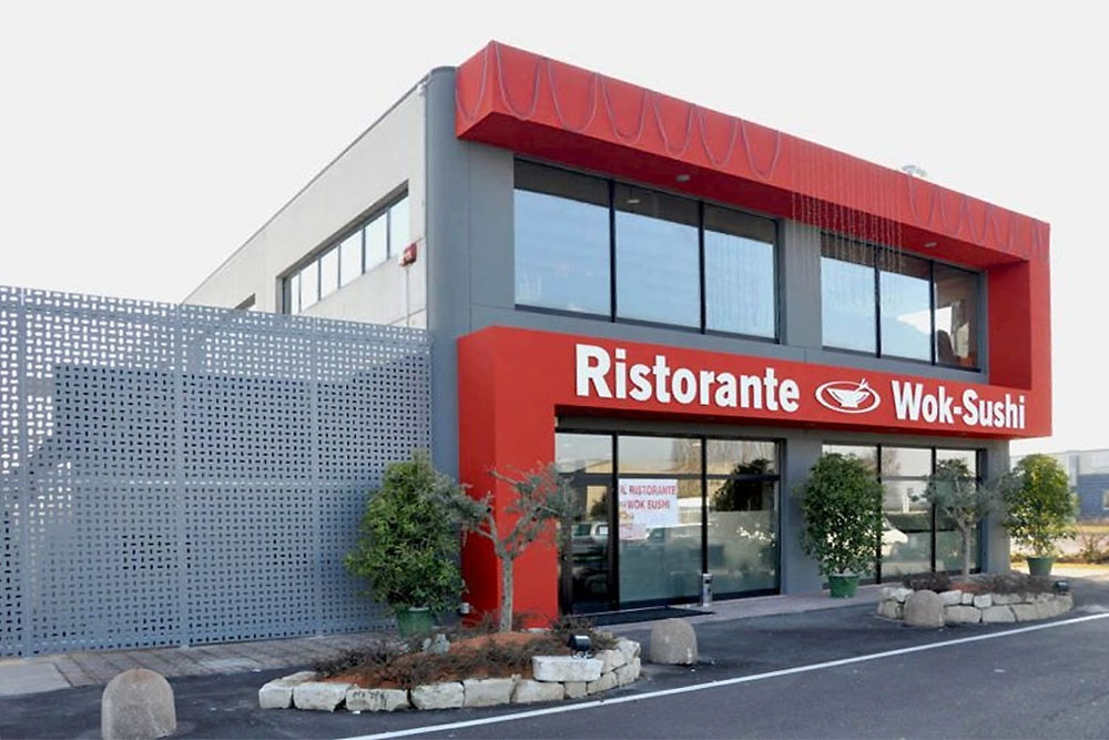 Insegna ristorante wok sushi