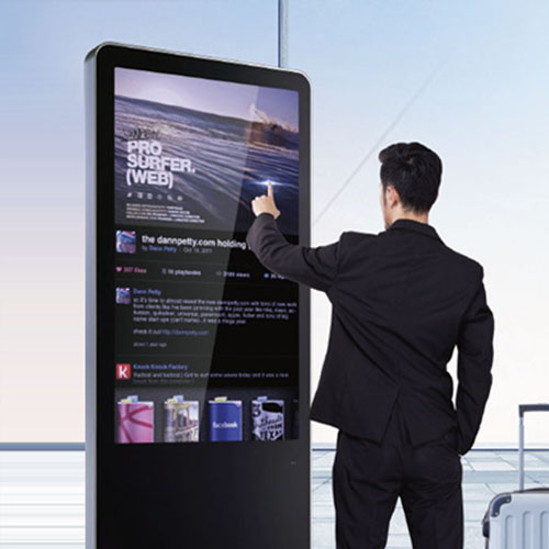 TOUCH SCREEN - Bost Group - Sistemi integrati per la comunicazione